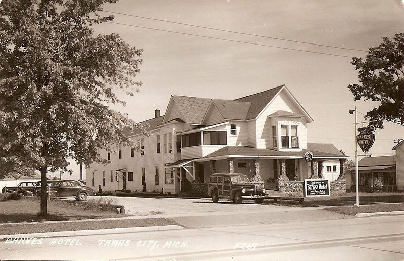 Hotel Barnes - Historical Photo From Facebook (newer photo)